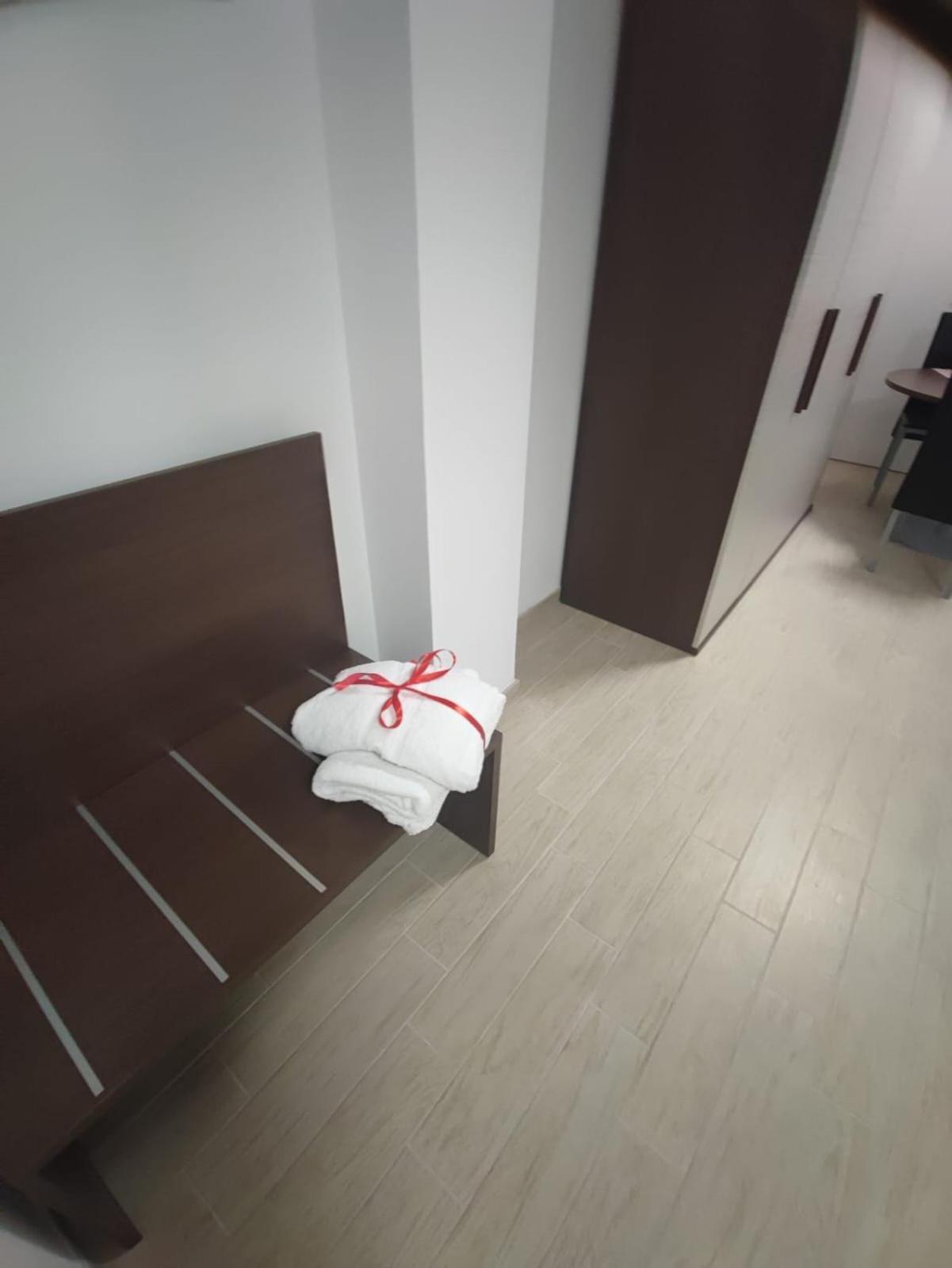 Piazza Dante Otel Taranto Dış mekan fotoğraf
